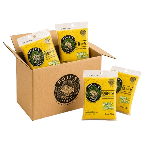 Satu kotak kraft Poji's bersama pek tempe untuk Pakej Combo Jimat